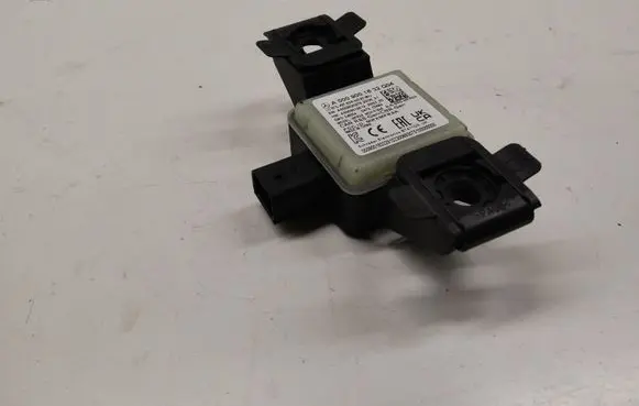 Mercedes-Benz C W206 Trunk lid opening control unit A0009001632