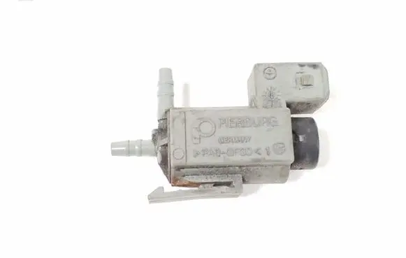 BMW 1 E82 E88 Turbo solenoid valve 7537612