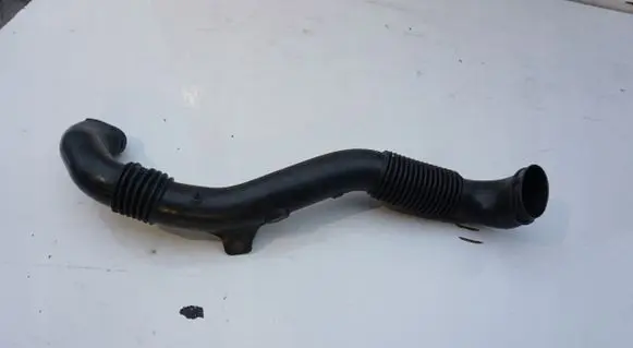 Citroen C5 Intake resonator PRZEWDRURA