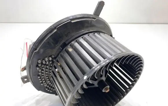 Volkswagen PASSAT B6 Heater fan/blower