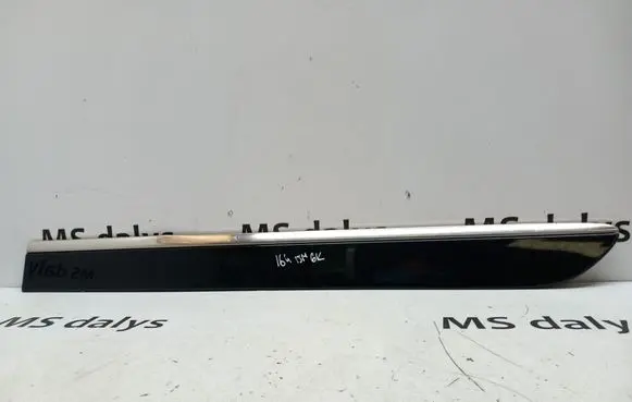 Mercedes-Benz ML W164 Rear door trim (molding) A1646905362 1646905362