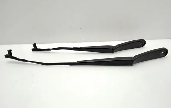 BMW X3 F25 Front wiper blade arm