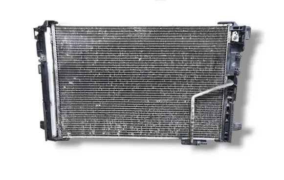 Mercedes-Benz E A207 A/C cooling radiator (condenser) A2045000554