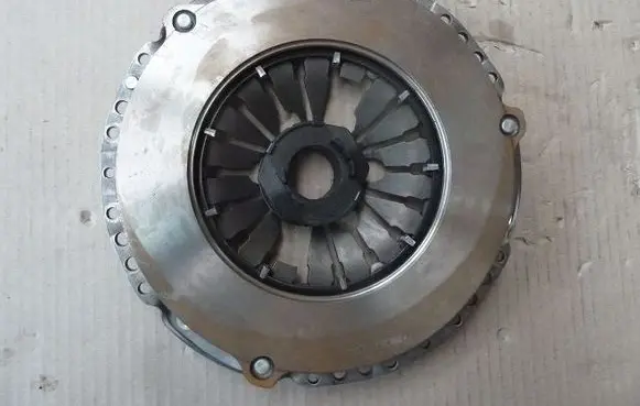 Audi A2 Clutch pressure plate 3082600506