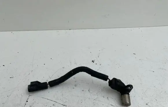 Volvo V70 Crankshaft position sensor 30713485