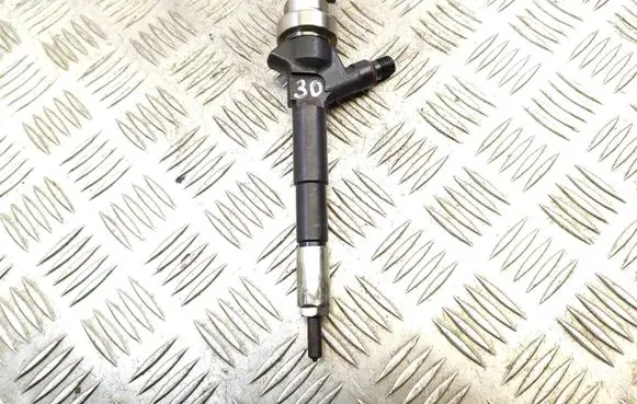 Opel Mokka Fuel injector 55567729 05P117371
