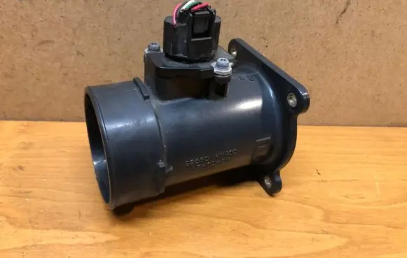 Nissan X-Trail T30 Mass air flow meter 226807S000 22680AW400