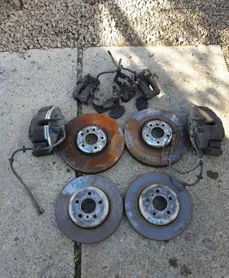 BMW 5 F10 F11 Brake discs and calipers set 
