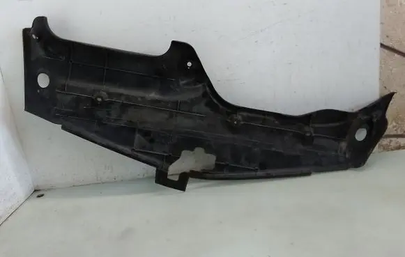 Toyota Prius (NHW20) Radiator trim 5328947010