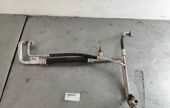 Tesla Model S Air conditioning (A/C) pipe/hose 106258300C