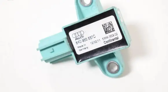 Mercedes-Benz C W205 Airbag deployment crash/impact sensor 8K0955557C