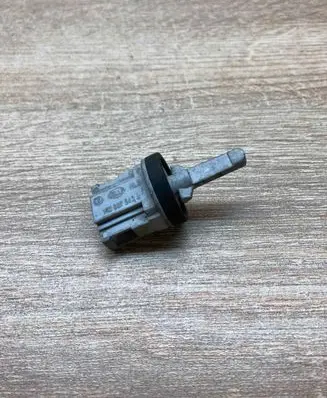 Volkswagen Touareg I Interior temperature sensor 1K0907543A