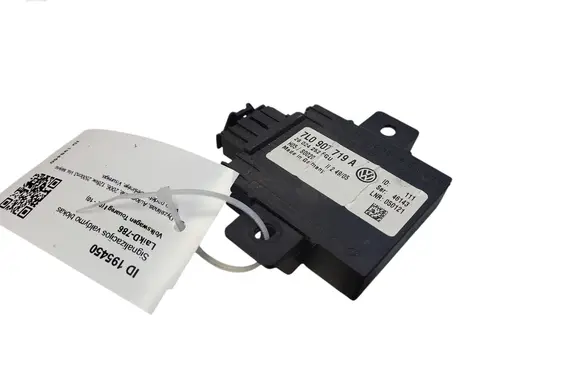Volkswagen Touareg I Alarm control unit/module 7L0907719A