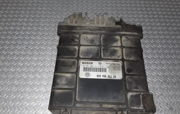 Volkswagen PASSAT B4 Engine control unit/module 0281001411 028906021DD