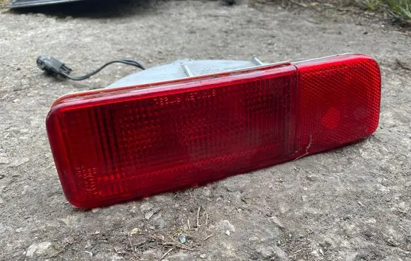 Mitsubishi Outlander Rear fog light R8372L
