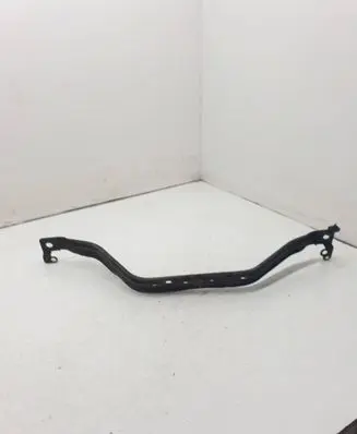 Fuel tank mounting bracket
