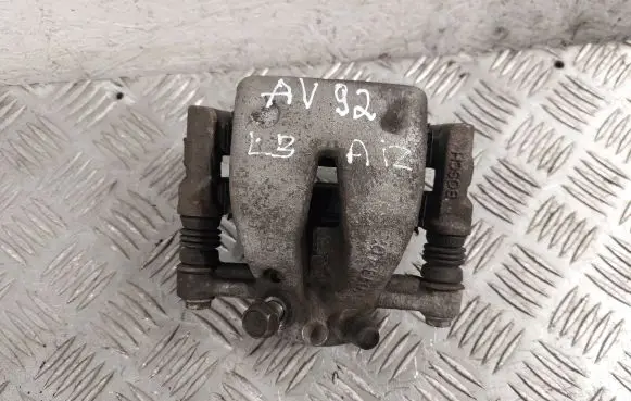 Toyota Avensis T250 Rear brake caliper 4773005071 4772105070