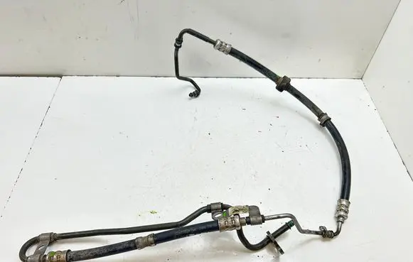 Power steering hose/pipe/line