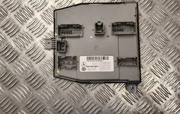 Mercedes-Benz C W205 Comfort/convenience module A2059008139