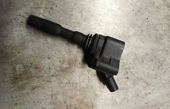 Audi A1 High voltage ignition coil 04E905110M