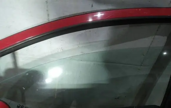 Front door window glass four-door