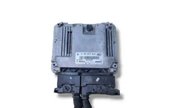 Opel Insignia A Engine control unit/module ECU 0281017453 55577619