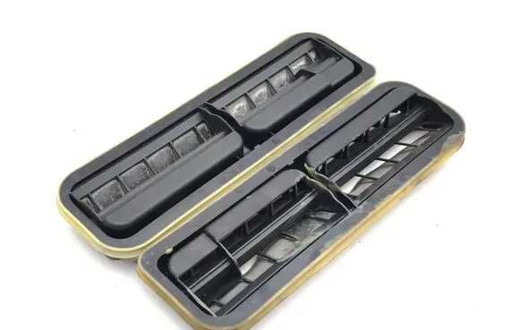 Mercedes-Benz CLS C218 AMG Quarter panel pressure vent A2128300242