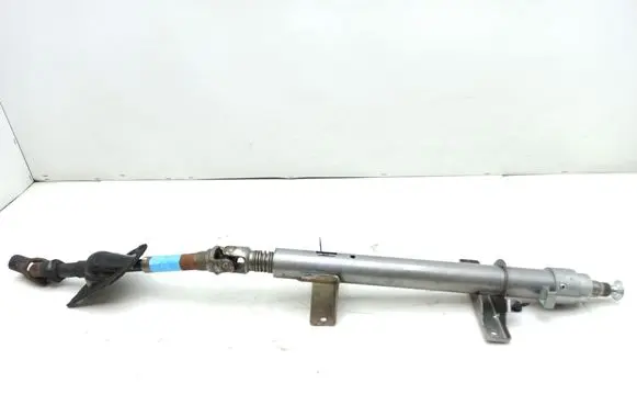Mercedes-Benz Sprinter W906 Steering wheel axle A9064600916