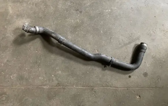 Porsche Cayenne (9PA) Engine coolant pipe/hose 7L0122101E PXO111217