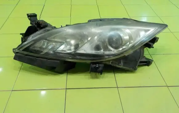Mazda 6 Headlight/headlamp PRZOD