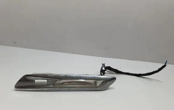 BMW 5 F10 F11 Front fender indicator light 7154168 63137154168