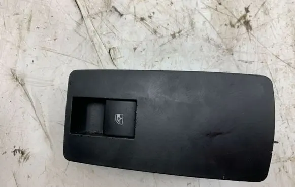 Opel Insignia A Electric window control switch 13301886