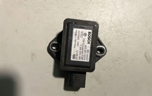 Audi A4 S4 B6 8E 8H ESP acceleration yaw rate sensor 8E0907637A