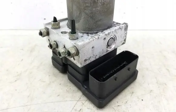 Ford Focus C-MAX ABS Pump 3M51-2M110-CA