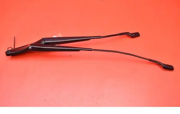Front wiper blade arm