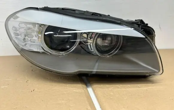 BMW 5 F10 F11 Headlight/headlamp 7203252