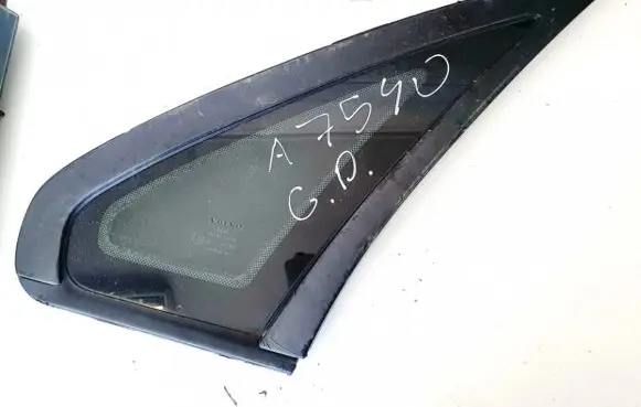 Volvo S80 Rear side window