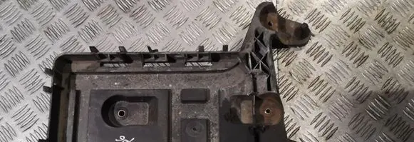 Volkswagen PASSAT B6 Battery box tray 1k0915333c