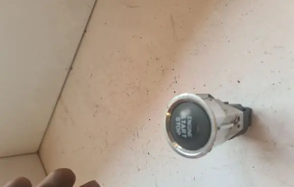 Toyota Corolla Verso AR10 Engine start stop button switch 15A7101 684E50B