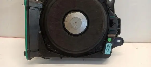 BMW 2 F44 Front door speaker 6800953