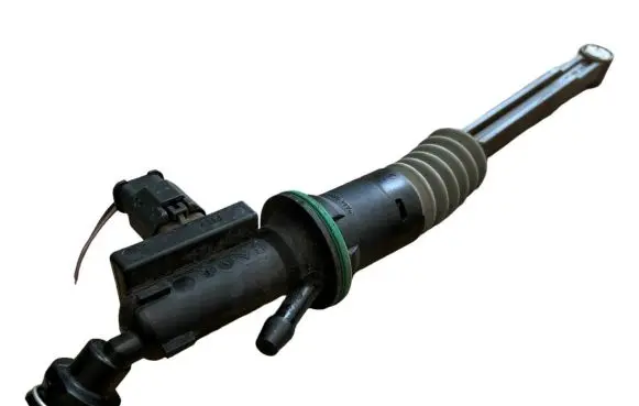 Clutch slave cylinder