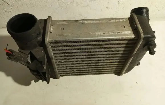 Audi A6 S6 C6 4F Intercooler radiator 4F0145805E C627132