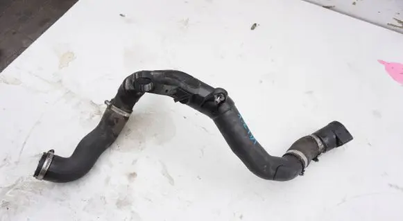 Volkswagen Polo V 6R Intercooler hose/pipe SKO62632