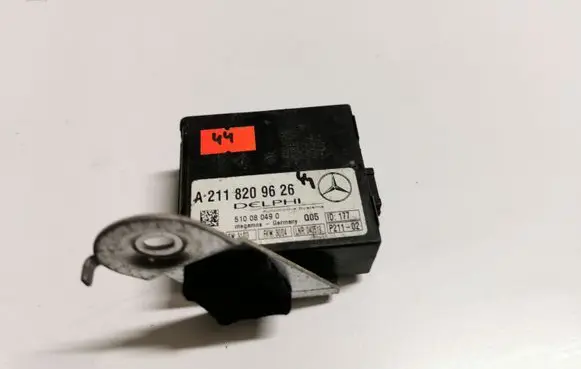 Mercedes-Benz E W211 Other control units/modules 2118209626