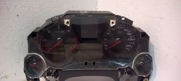 Audi A8 S8 D3 4E Speedometer (instrument cluster) 4E0920900F 4E0910900