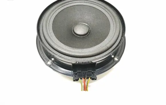 Volkswagen Tiguan Rear door speaker 5N0035453C