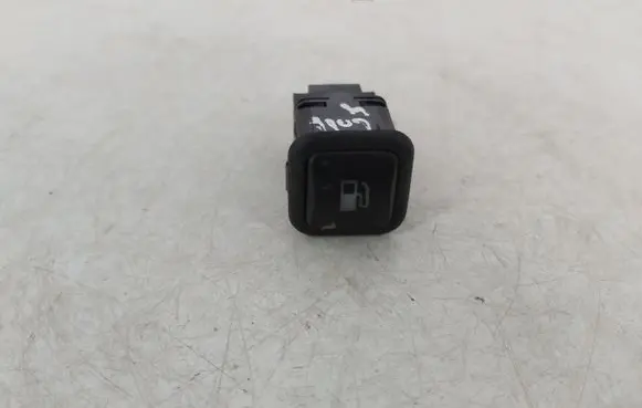 Volkswagen Golf IV Fuel tank opening switch 3B0959833A