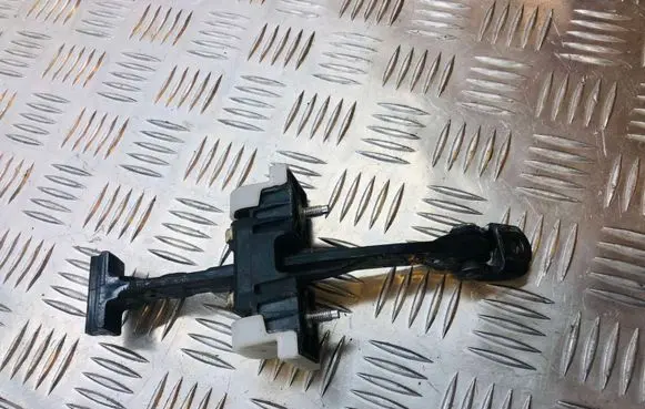 Opel Insignia A Front door check strap stopper
