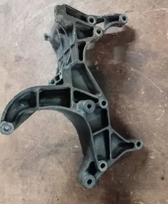 Dodge Durango I Generator/alternator bracket 53010316