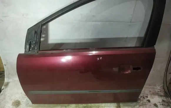 Ford Focus Front door raudonos